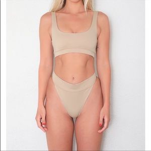 Tribe Kelly reversible bikini NWT